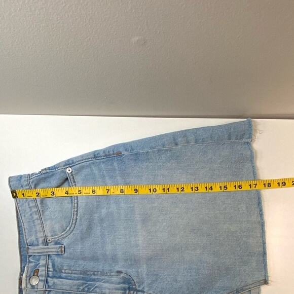 EUC | Madewell | Distressed Denim Skirt | Blue | Size 30 - Picture 11 of 12